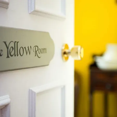 Nocleg ze śniadaniem Ross Castle *