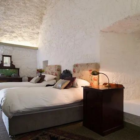 Ross Castle Nocleg ze śniadaniem