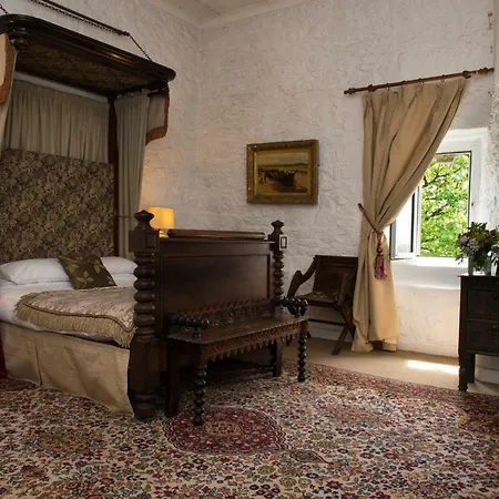 Ross Castle Bed & Breakfast