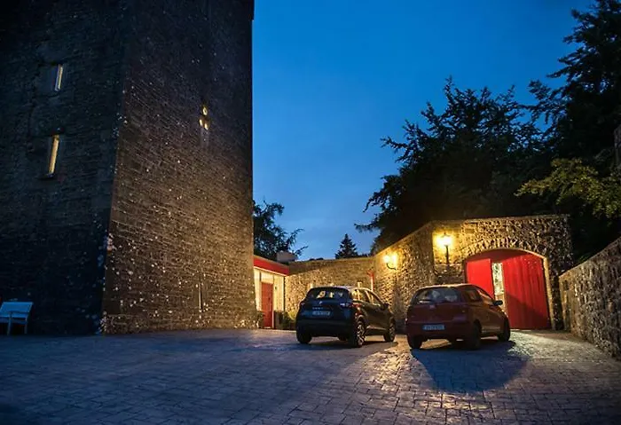 住宿加早餐酒店 Ross Castle *