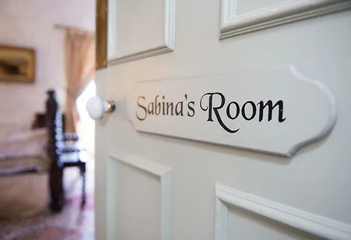 Bed & Breakfast Ross Castle *