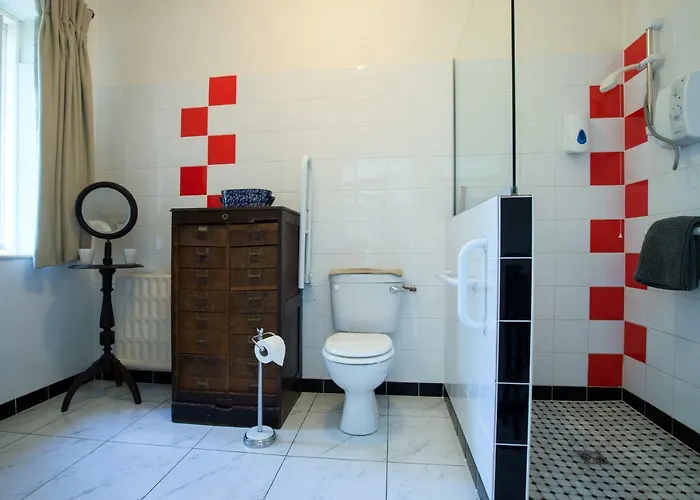 住宿加早餐酒店 Ross Castle *